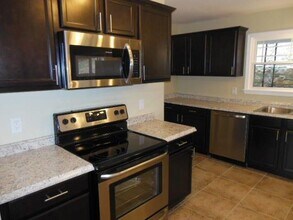 2151 Brambleton Ave SW in Roanoke, VA - Building Photo - Building Photo