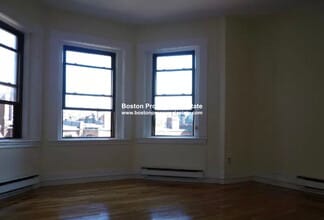 913 Boylston St in Boston, MA - Building Photo - Building Photo