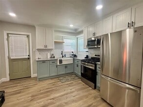 7402 Japonica St in Houston, TX - Building Photo - Building Photo