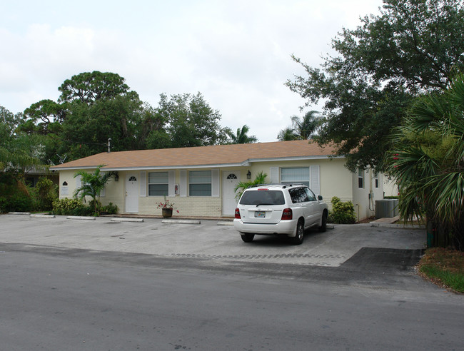 1220 Tequesta St in Fort Lauderdale, FL - Building Photo - Building Photo