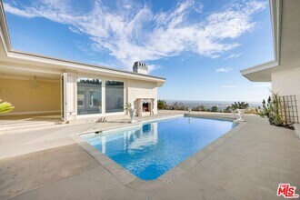620 Cole Pl in Beverly Hills, CA - Foto de edificio - Building Photo