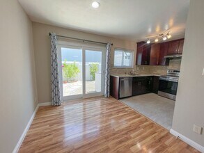 38594 Royal Ann Common in Fremont, CA - Building Photo - Building Photo