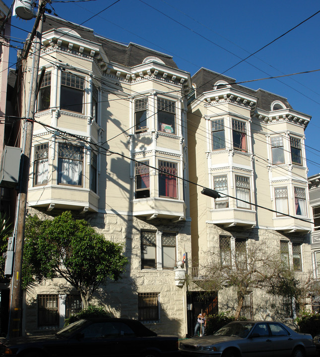 619 Ashbury St in San Francisco, CA - Building Photo