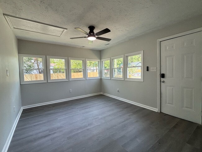 211 Gertrude St in Fayetteville, NC - Building Photo - Building Photo