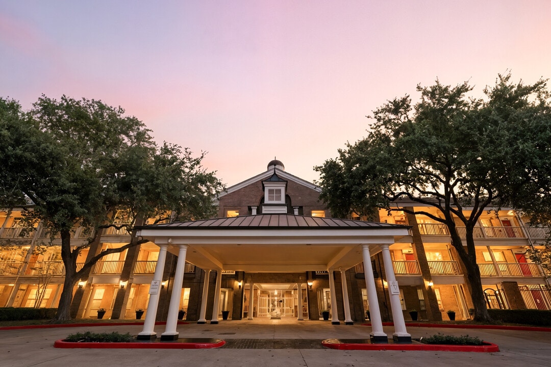 King's Reserve Willowbrook in Houston, TX - Building Photo