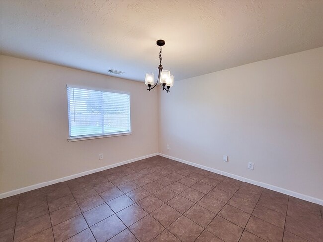 21522 Stonecross Terrace Ln