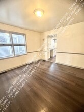 24 Como Ave in Buffalo, NY - Building Photo - Building Photo