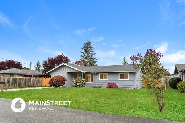 1010 14th St NW in Puyallup, WA - Foto de edificio - Building Photo