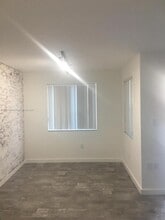 751 N Pine Island Rd, Unit 211 in Plantation, FL - Building Photo - Building Photo