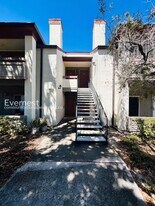 10265 Gandy Blvd N, Unit APT 1115 in St. Petersburg, FL - Building Photo