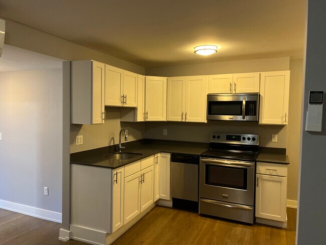 27 N Margin St, Unit 2