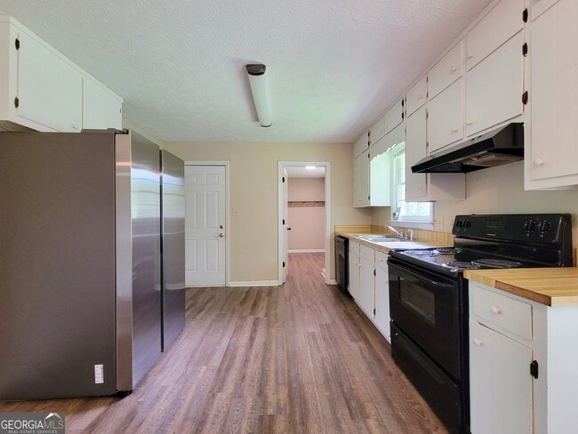 109 Hilltop Cir in Auburn, GA - Building Photo - Building Photo