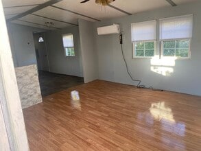 13190 Hoosier Dr in Dixon, MO - Building Photo - Building Photo