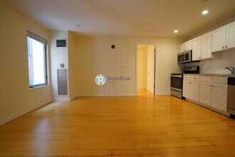 40 Boylston St, Unit 408 in Boston, MA - Foto de edificio - Building Photo