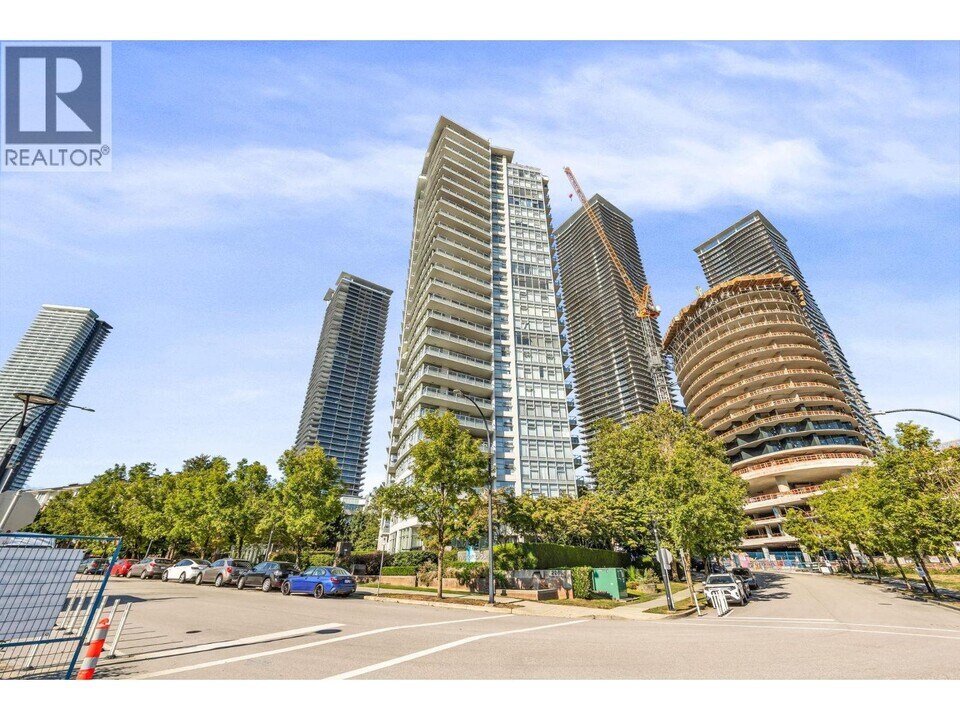 2289 Yukon Crescent in Burnaby, BC - Building Photo