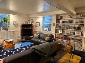 811 5th St in Ann Arbor, MI - Building Photo