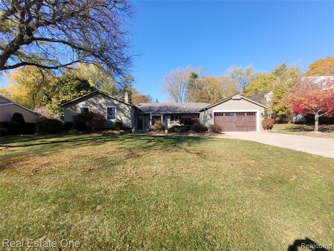 732 Rutgers Rd in Rochester Hills, MI - Building Photo - Building Photo