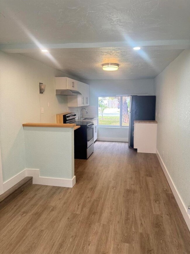 508 Palmetto St, Unit 2 in West Palm Beach, FL - Foto de edificio - Building Photo