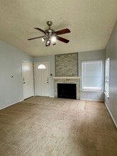 9712 Village Briar in San Antonio, TX - Building Photo - Building Photo