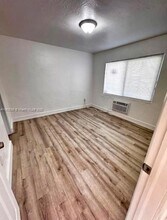 1245 NW 60th St, Unit 2 in Miami, FL - Building Photo - Building Photo