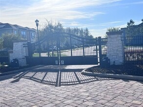 18604 Noble Caspian Dr in Lutz, FL - Building Photo - Building Photo