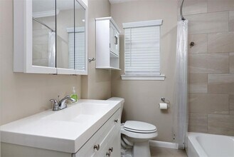 2733 Stanford St in Pasadena, TX - Building Photo - Building Photo