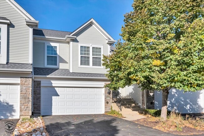 property at 1471 Crimson Ln