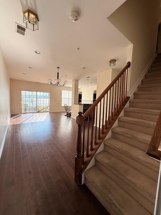 58 Tottenham Ct in Jersey City, NJ - Building Photo - Building Photo