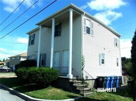 179 Kearney St in Cranston, RI - Building Photo