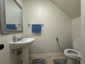 5519 Bridlewood Dr in Richmond, TX - Building Photo - Building Photo