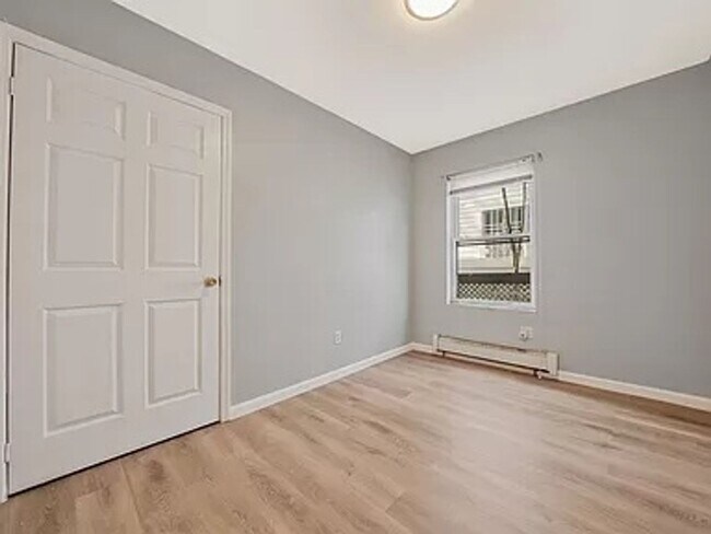 215-12 102nd Ave in Queens, NY - Building Photo - Building Photo
