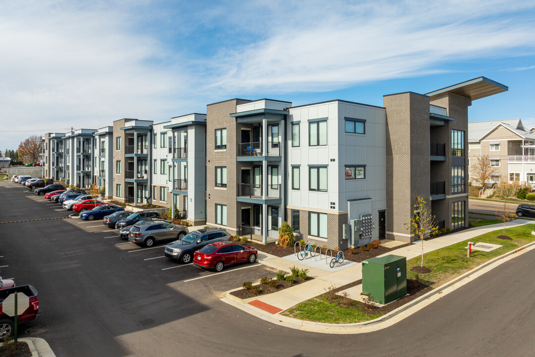 THIRD in Bloomington, IN - Foto de edificio