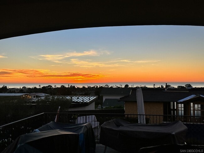 604 Camino De Orchidia in Encinitas, CA - Building Photo - Building Photo