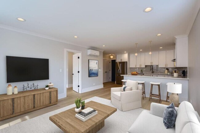 property at 1463 W Gregory St