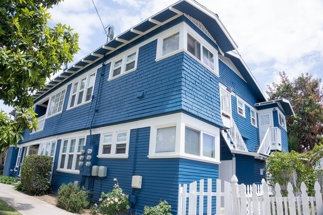 501-503 S Pacific Coast Hwy in Redondo Beach, CA - Foto de edificio - Building Photo