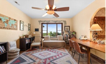 710 Hilltop Vista Rd in Reeds Spring, MO - Building Photo - Building Photo