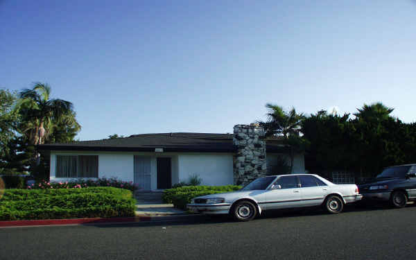 9682 Maureen Dr in Garden Grove, CA - Building Photo