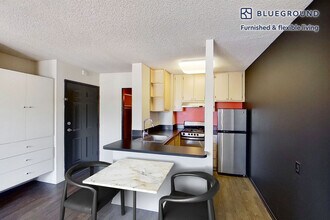 3883 Ingraham St, Unit SI FL1-ID378A in San Diego, CA - Building Photo - Building Photo