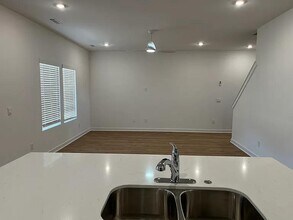 4640 W Aurora St in Fayetteville, AR - Building Photo - Building Photo