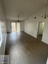 910 Brett Dr in Hinesville, GA - Foto de edificio - Building Photo