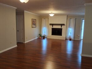 14989 Martel Rd in Lenoir City, TN - Building Photo - Building Photo