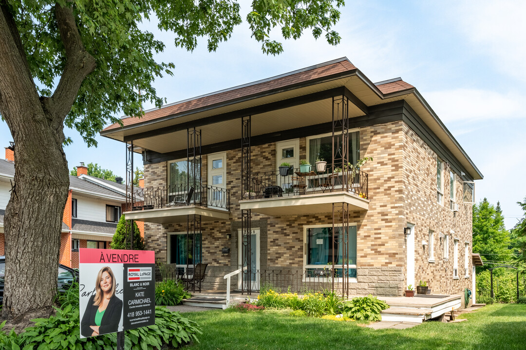 3458 Sainte-Foy Ch in Québec, QC - Building Photo