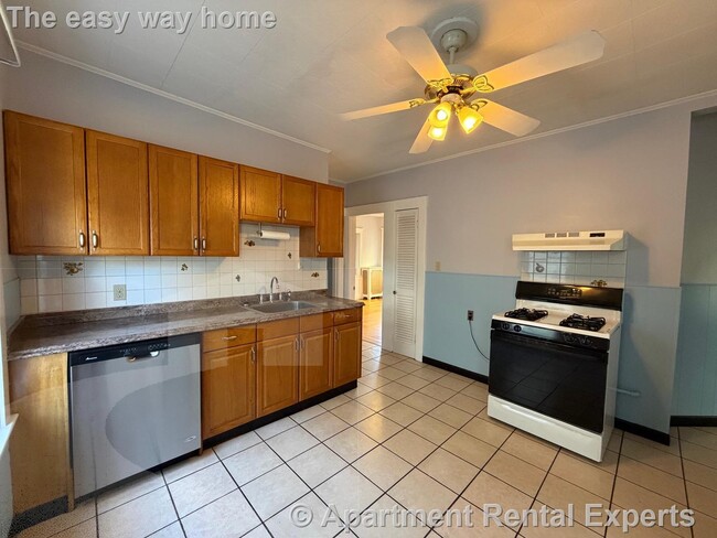 property at 127 Walnut St