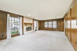 6915 Chancellor Dr in Spring, TX - Building Photo - Building Photo