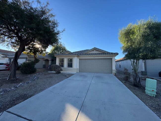 property at 409 E Kelsi Ave