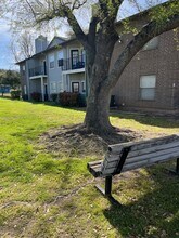 12166 Metric Blvd in Austin, TX - Building Photo - Building Photo