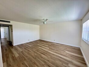 460 Saxony Way in Delray Beach, FL - Building Photo - Building Photo