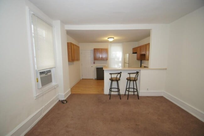 property at 2634 Poplar St