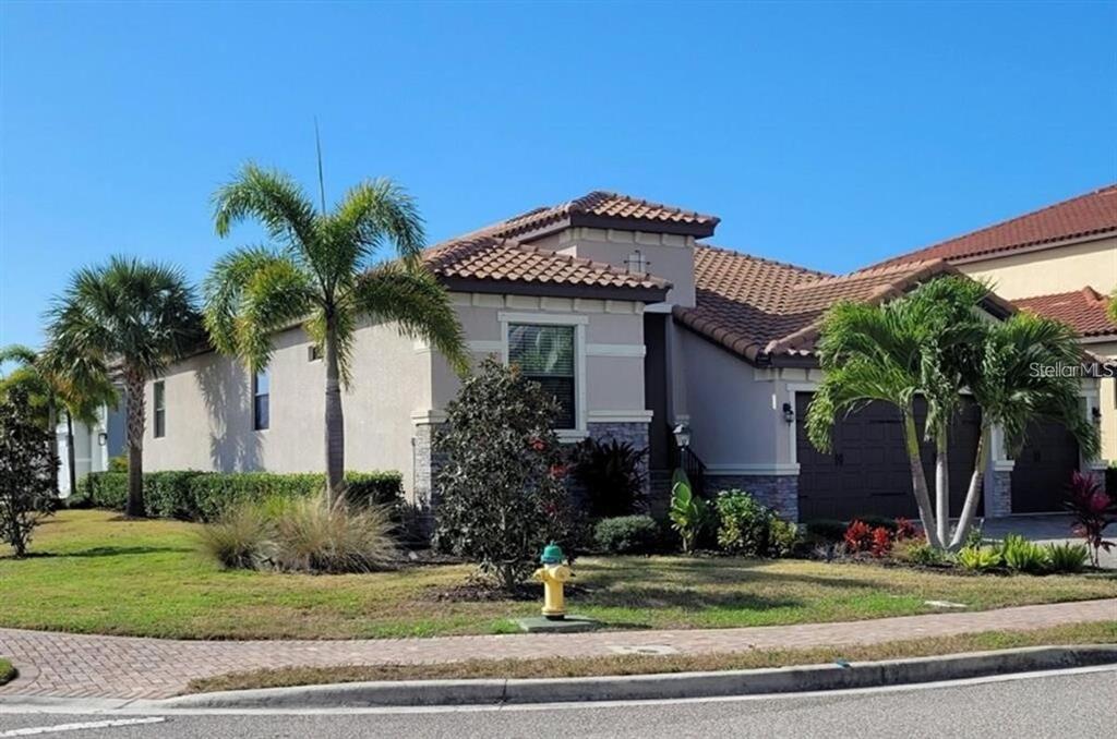 5410 Title Row Dr in Bradenton, FL - Building Photo