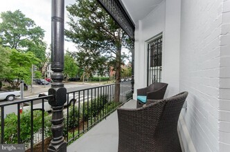 165 D St SE in Washington, DC - Building Photo - Building Photo